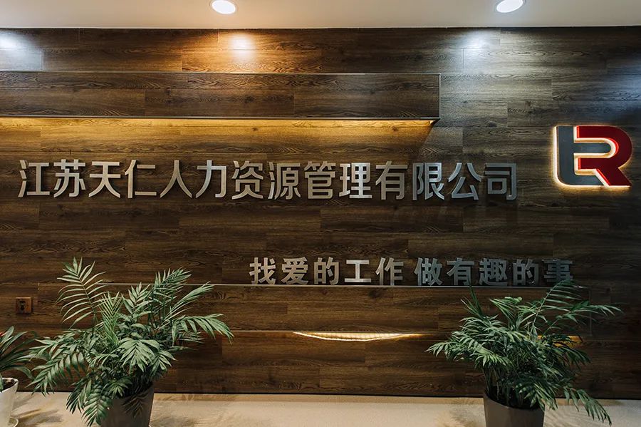 1658451893329078.jpg 1658451893329078.jpg