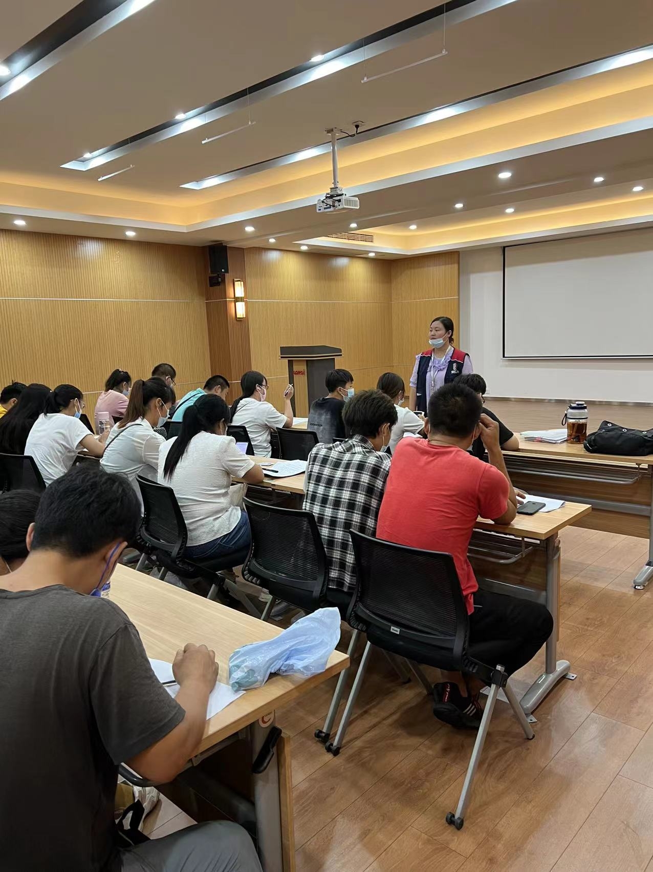 1662370935839887.jpg 1662370935839887.jpg