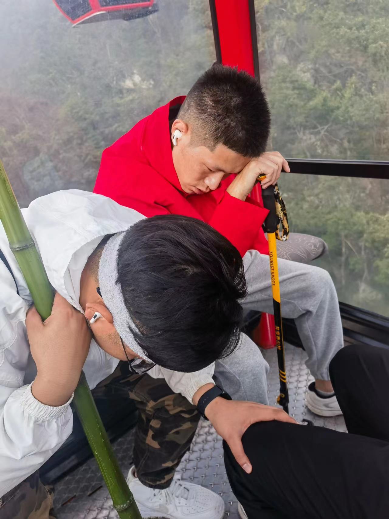 1694738217346662.jpg 1694738217346662.jpg