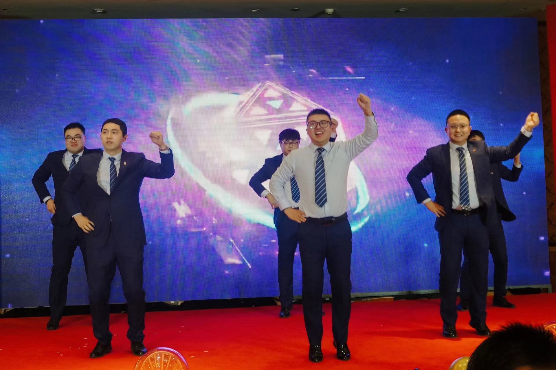 1706778860400615.jpg 1706778860400615.jpg