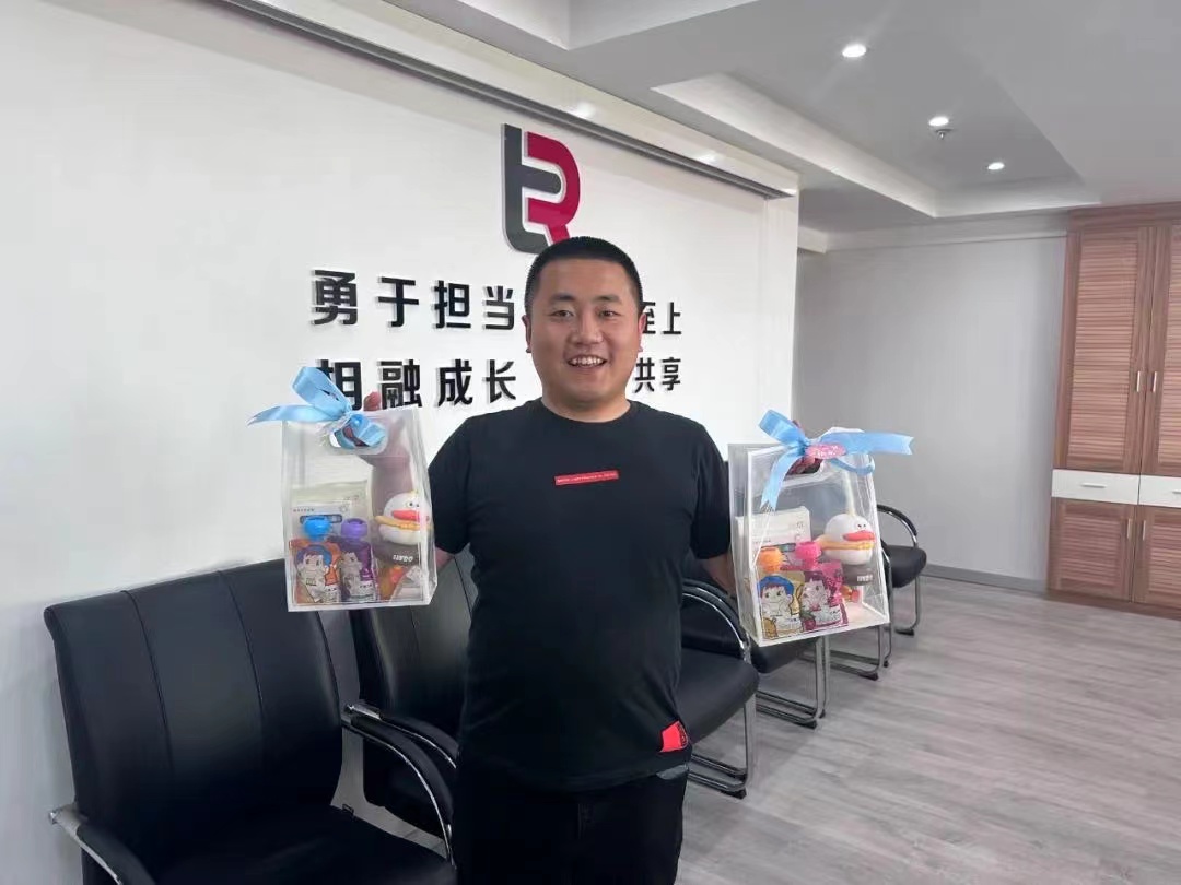 1717466100346885.jpg 1717466100346885.jpg